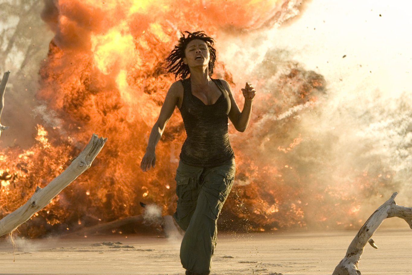 Фото - Эмилия Бернс: 1365x910 / 190 Кб