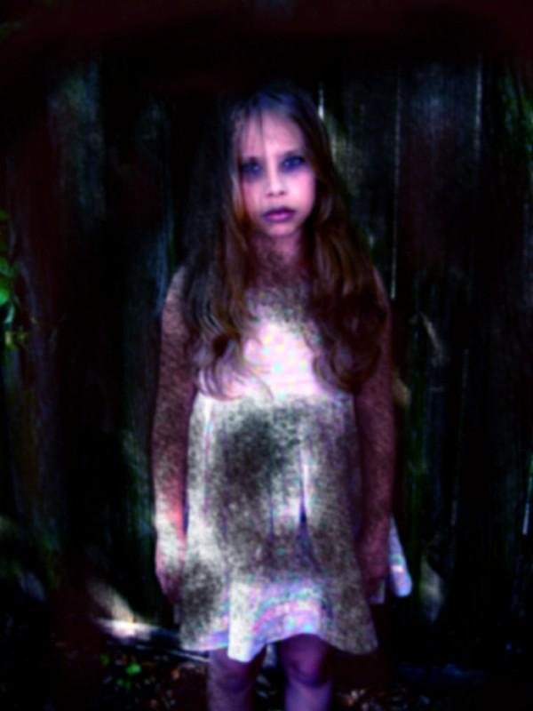 Фото - Сэди Брук: 600x800 / 42 Кб