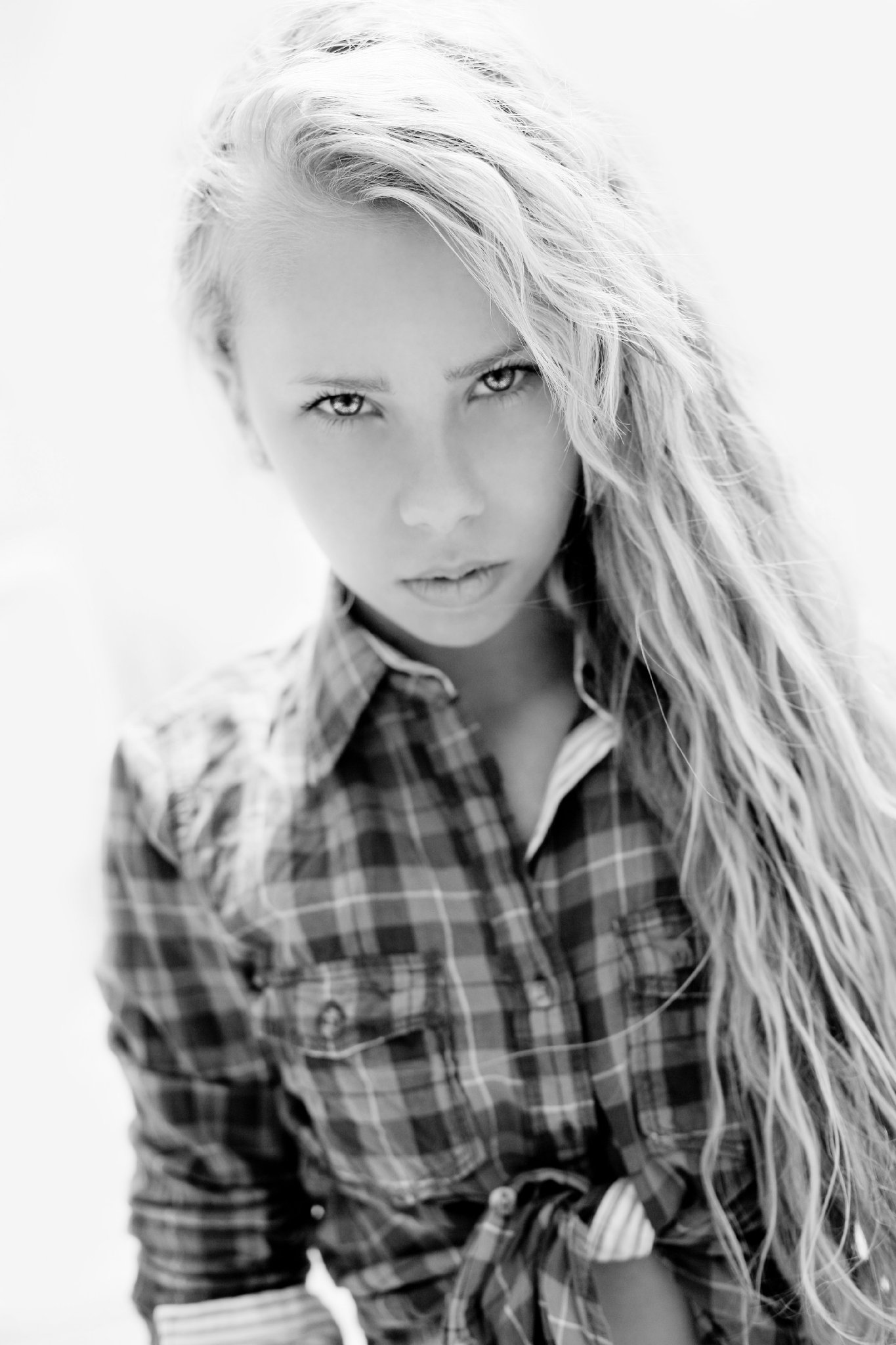 Фото - Сэди Брук: 1365x2048 / 275 Кб