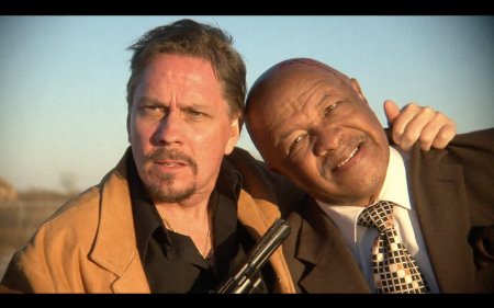 Фото - Тони Ботторф: 450x281 / 26 Кб