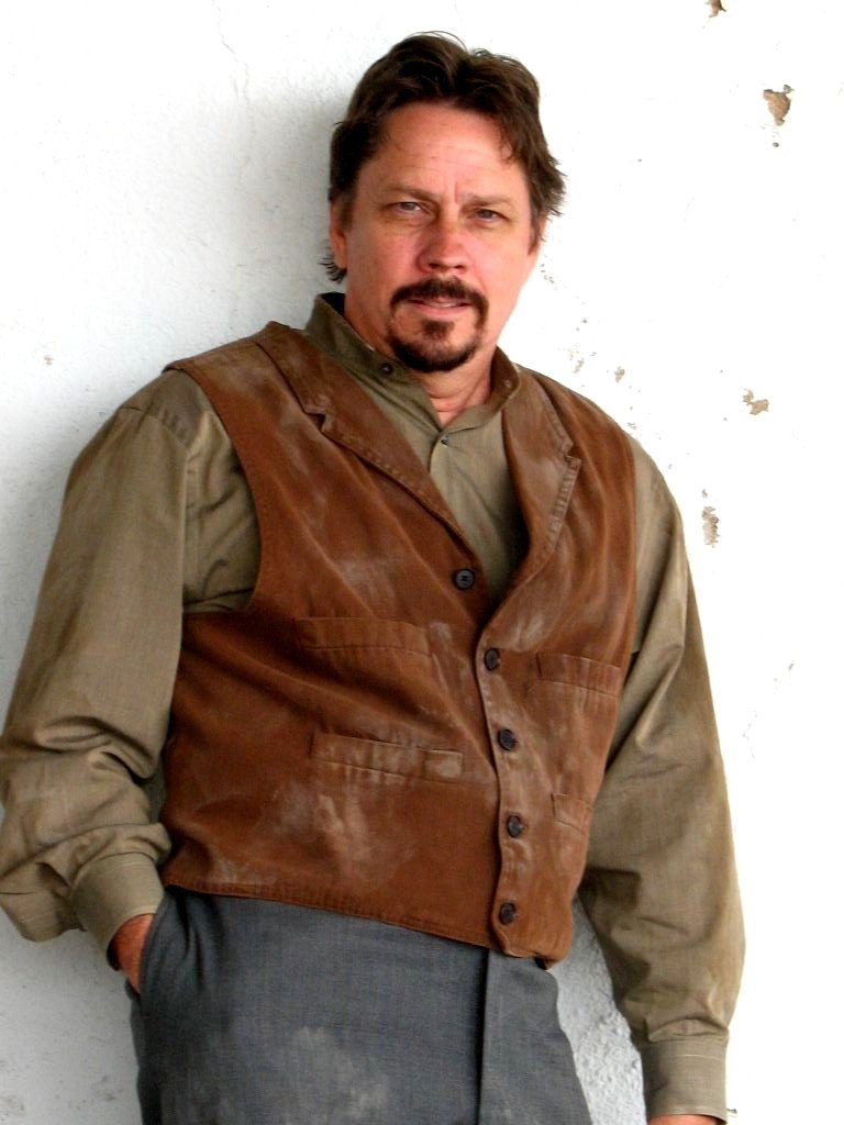 Фото - Тони Ботторф: 768x1024 / 91 Кб