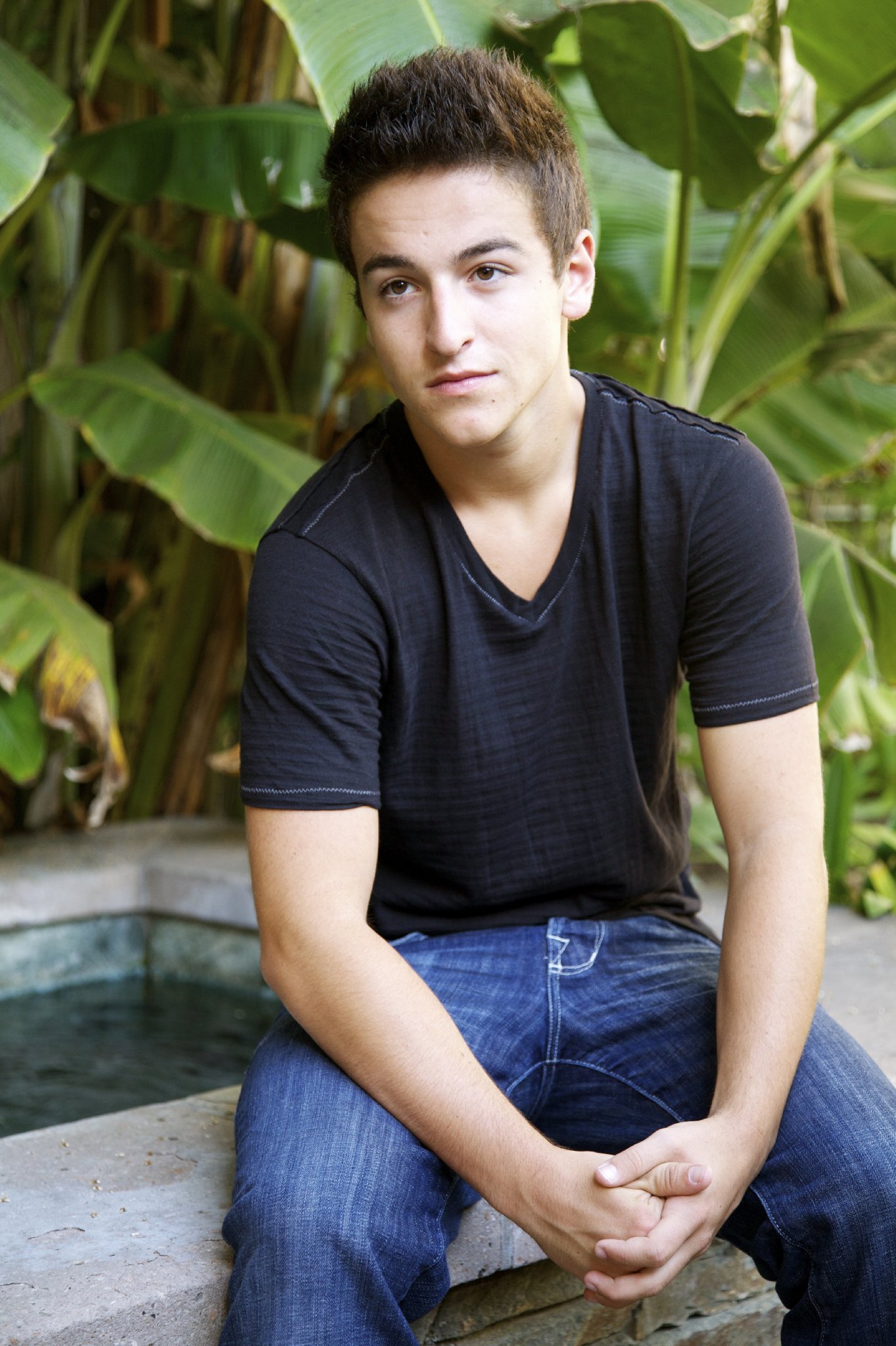 Фото - Колтон Ласатер: 1363x2048 / 406 Кб