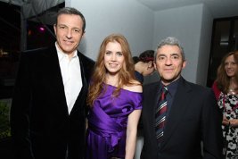 Фото - Роберт А. Айгер: 267x178 / 11 Кб