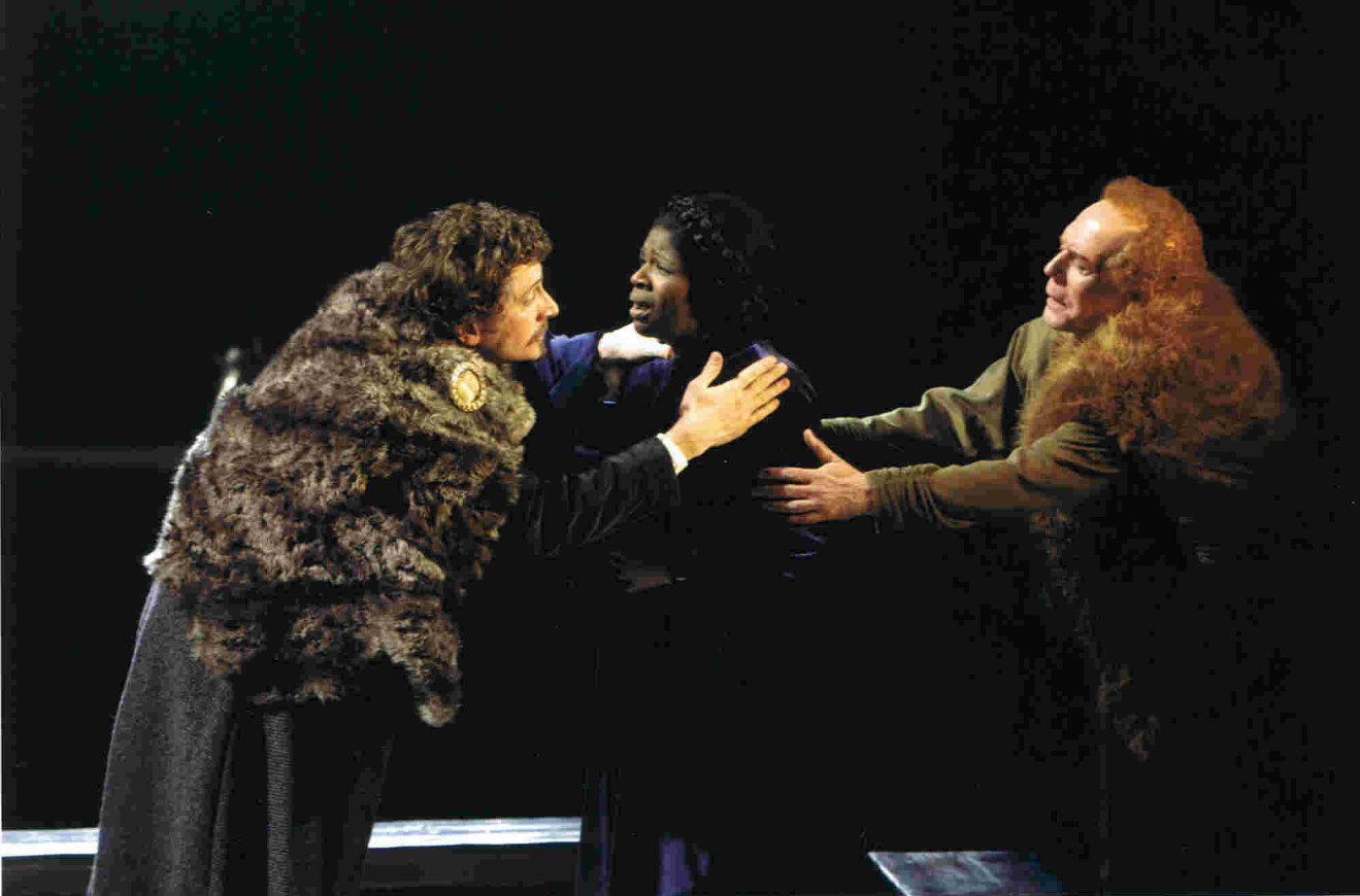 Фото - Эдвина Финдли: 1319x870 / 112 Кб