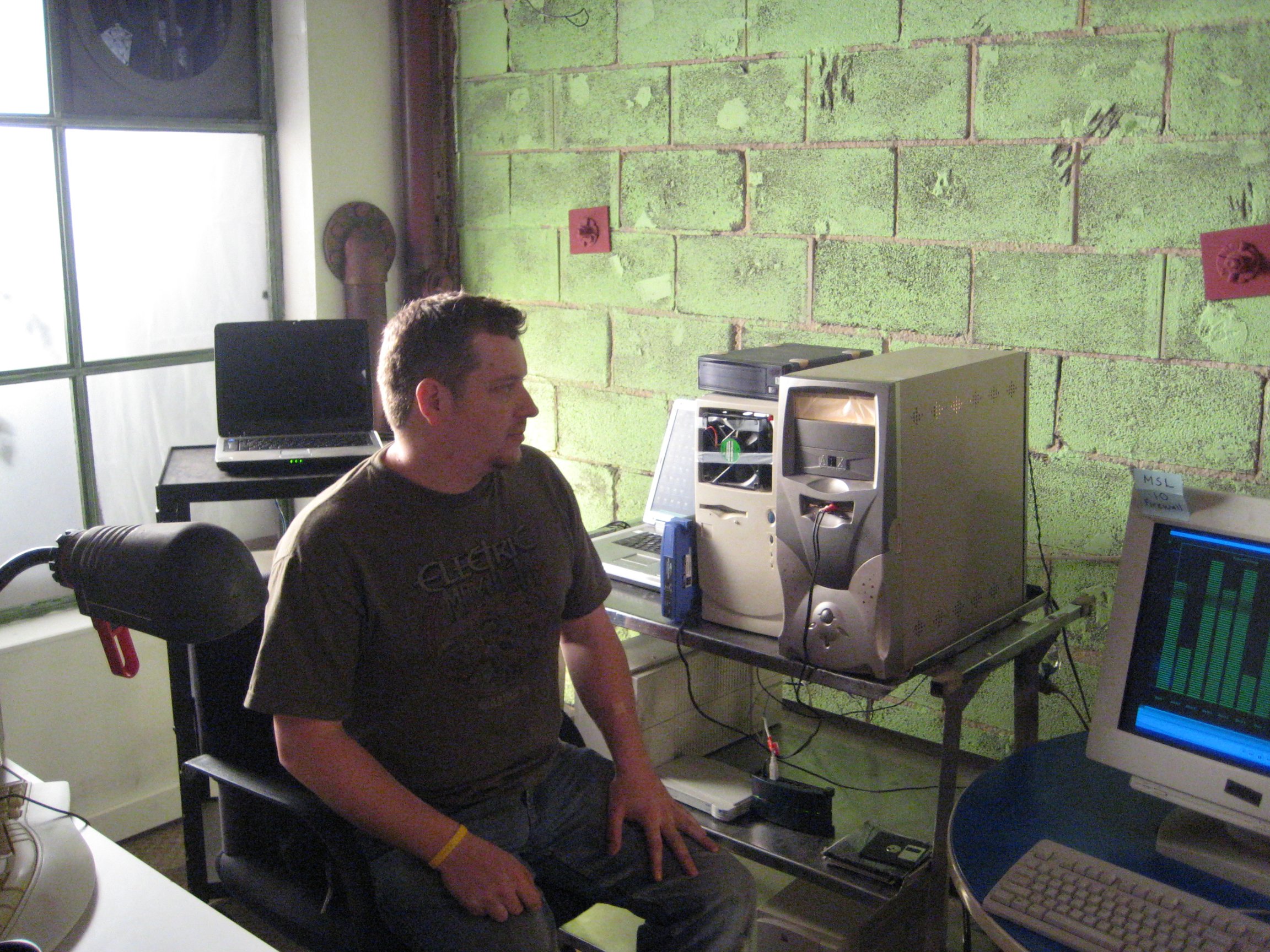 Фото - Натан Фейн: 2304x1728 / 789 Кб