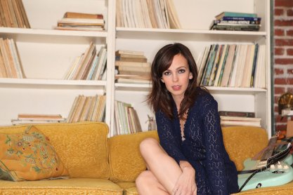 Фото - Бриттани Аллен: 417x278 / 30 Кб