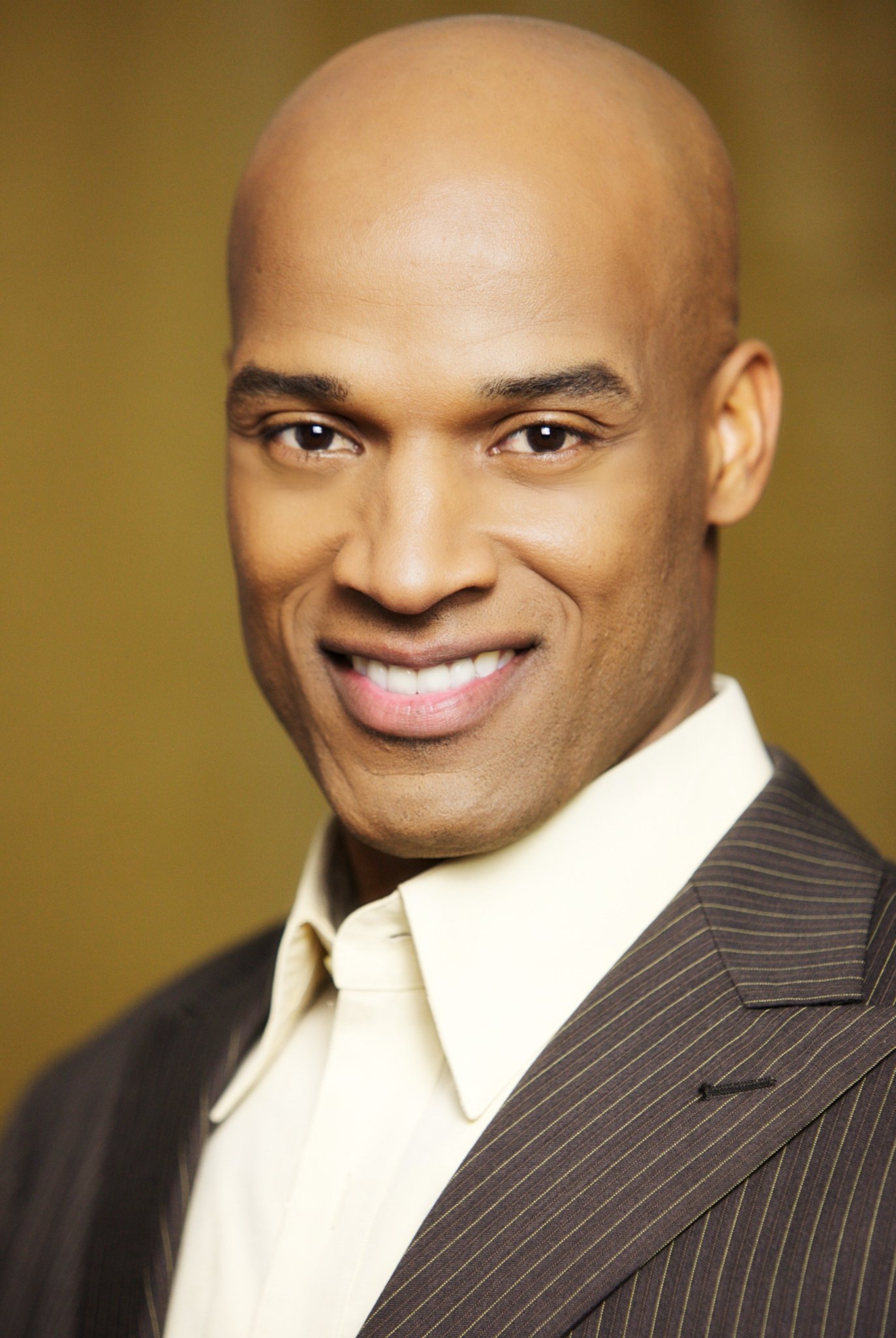 Фото - Деметриус Смит: 1373x2048 / 331 Кб