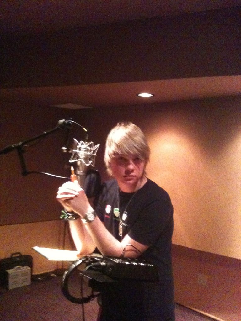 Фото - Остин Андерсон: 768x1024 / 140 Кб