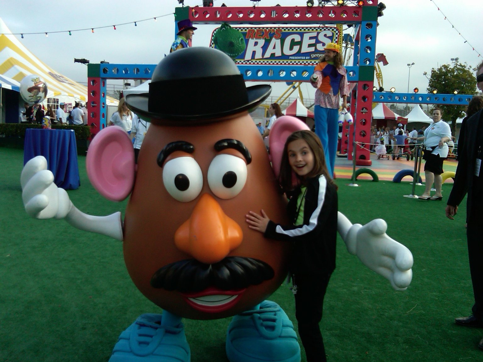 Фото - Эмили Хан: 1536x1152 / 268 Кб