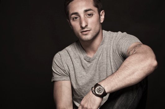 Фото - Эрик Шнайдер: 531x352 / 26 Кб