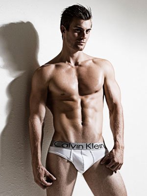 Фото - Тайлер Кункл: 300x400 / 22 Кб