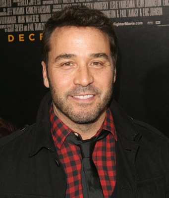 Фото - Джереми Пивен: 341x400 / 25 Кб