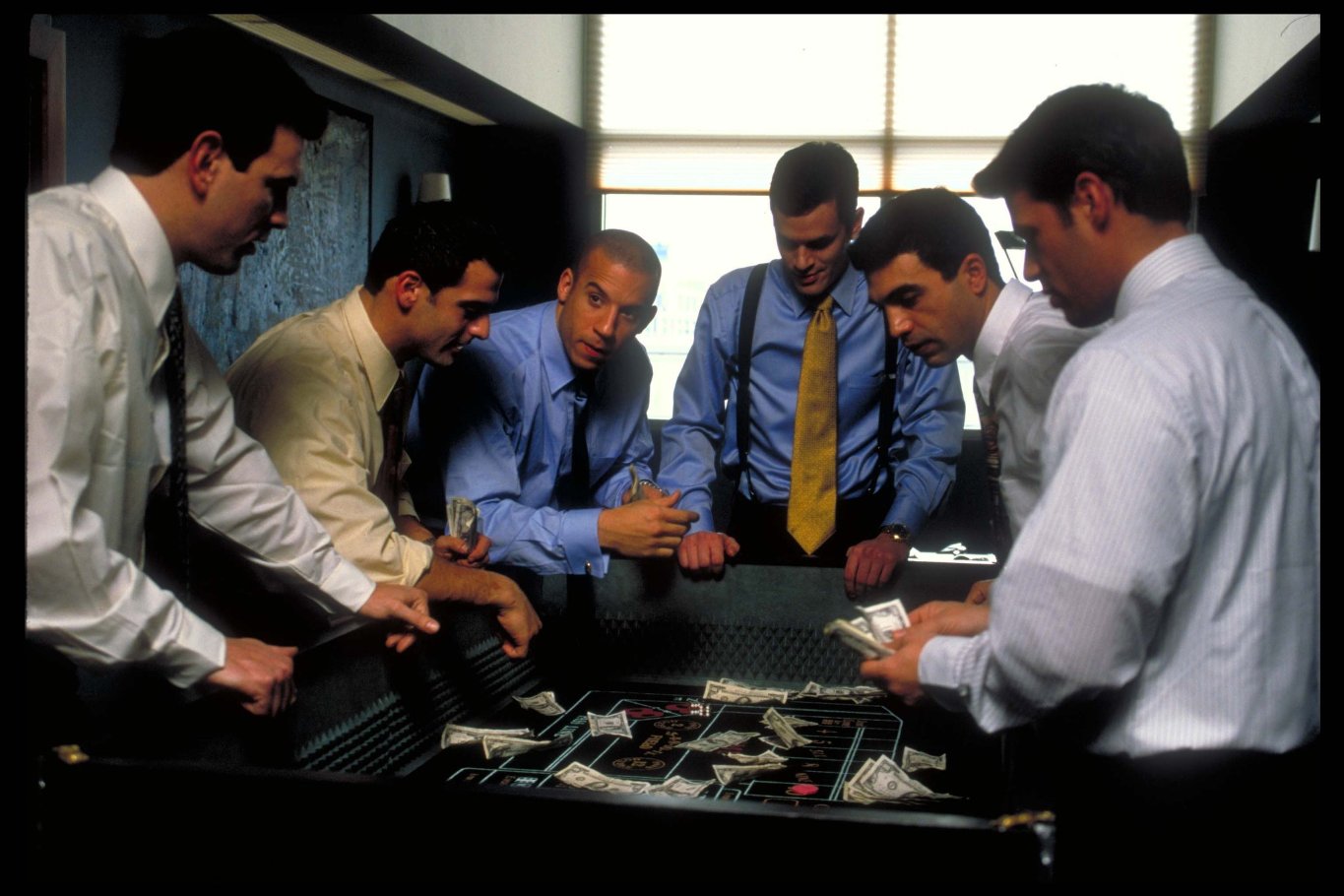 Фото - Вин Дизель: 1365x910 / 156 Кб