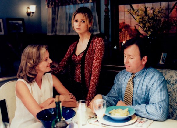 Фото - Кристин Сазерленд: 581x422 / 56 Кб