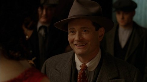 Фото - Шон Вейл: 486x273 / 14 Кб