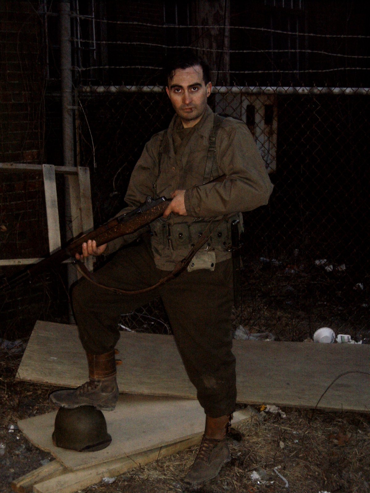 Фото - Дэн Маршалл: 1200x1600 / 288 Кб