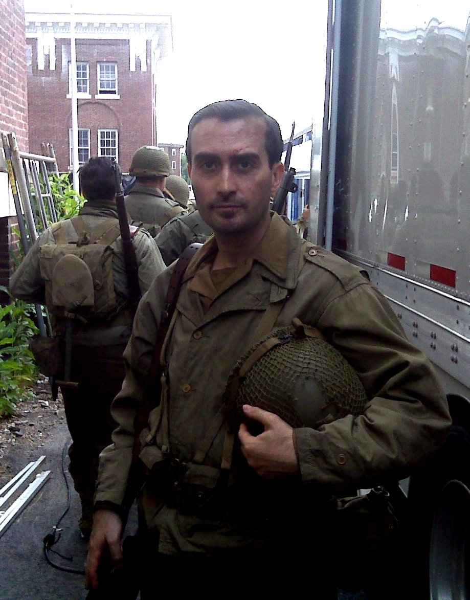 Фото - Дэн Маршалл: 919x1173 / 194 Кб