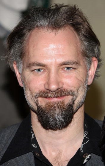 Фото - Дэвид Мюнье: 353x555 / 40 Кб