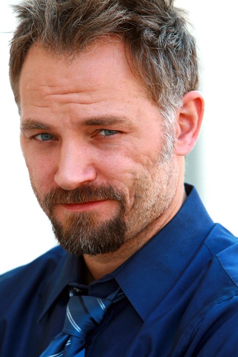 Фото - Дэвид Мюнье: 480x720 / 63 Кб