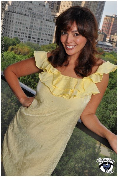 Фото - Илэйн Дел Валле: 400x600 / 69 Кб