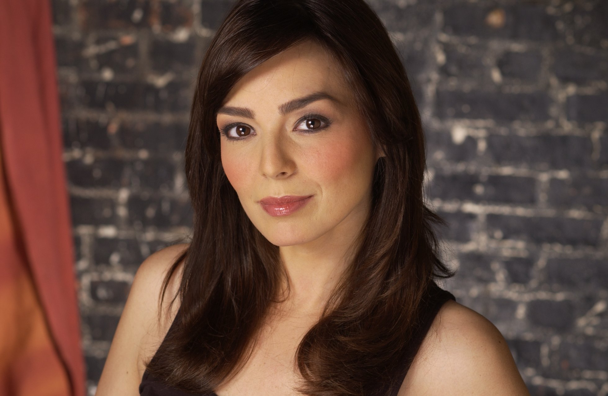 Фото - Илэйн Дел Валле: 1960x1277 / 249 Кб