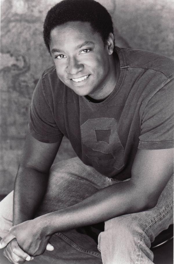 Фото - Реджинальд Cи Хейес: 600x910 / 87 Кб