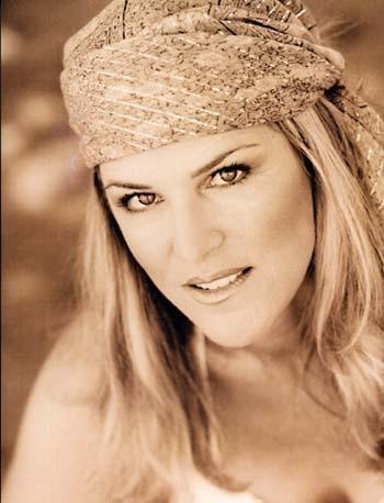 Фото - Джули Вагнер: 350x458 / 31 Кб