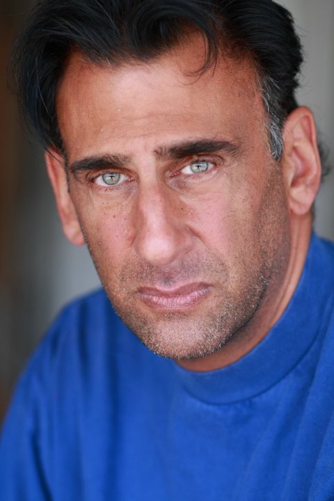 Фото - Крэйг Цуккеро: 480x720 / 49 Кб