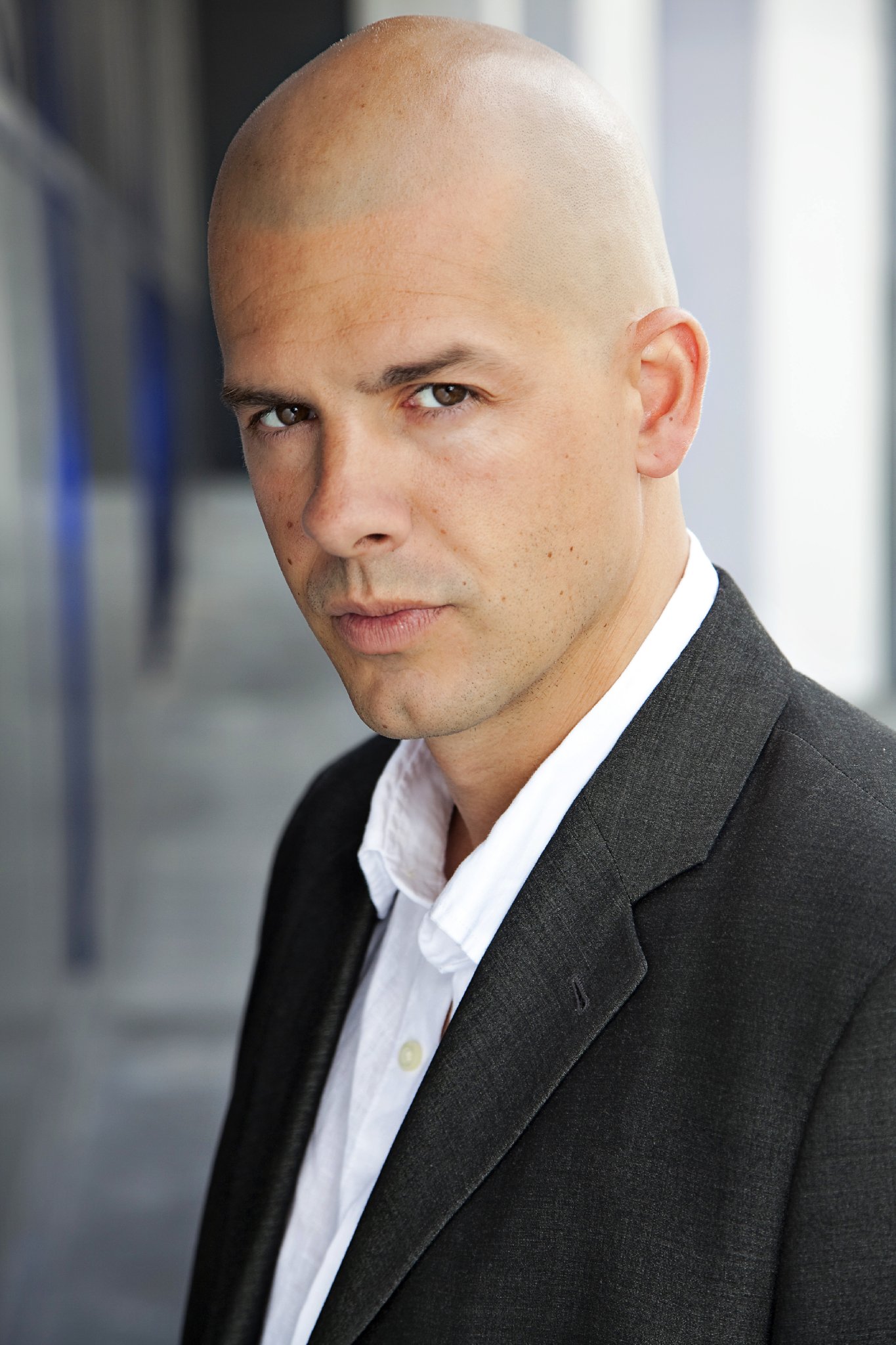 Фото - Марк Вайлер: 1365x2048 / 361 Кб