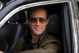 Фото - Крис Диамантополос: 308x206 / 14 Кб