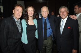 Фото - Пол МакКартни: 261x170 / 11 Кб