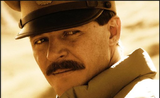 Фото - Гарет Ривз: 510x315 / 28 Кб