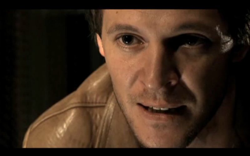 Фото - Гарет Ривз: 800x500 / 33 Кб