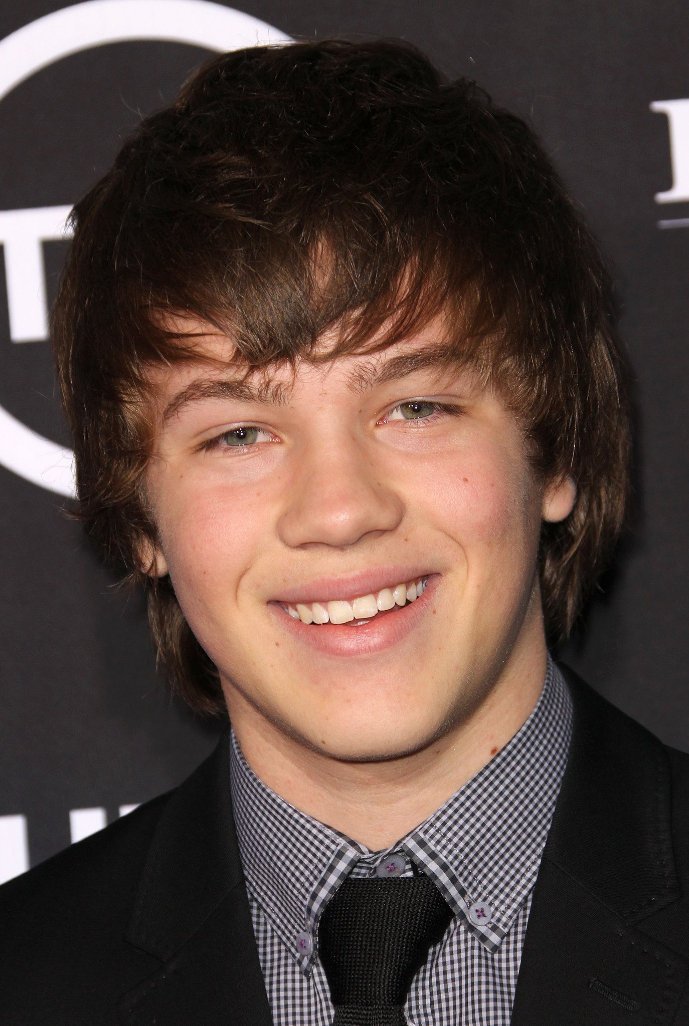 Фото - Коннор Джессап: 1374x2048 / 489 Кб