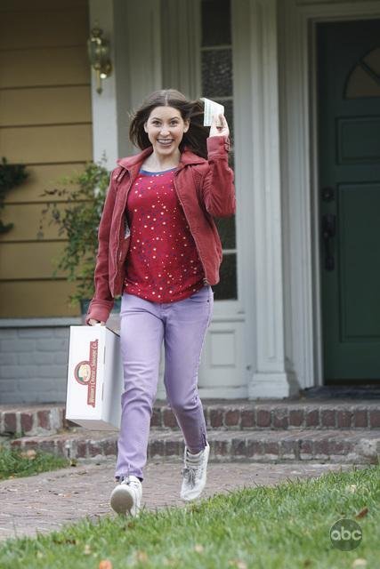 Фото - Иден Шер: 427x640 / 49 Кб