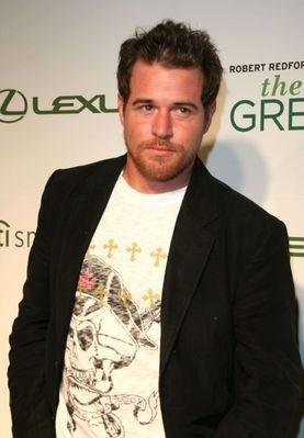 Фото - Дерек Филлипс: 277x399 / 22 Кб