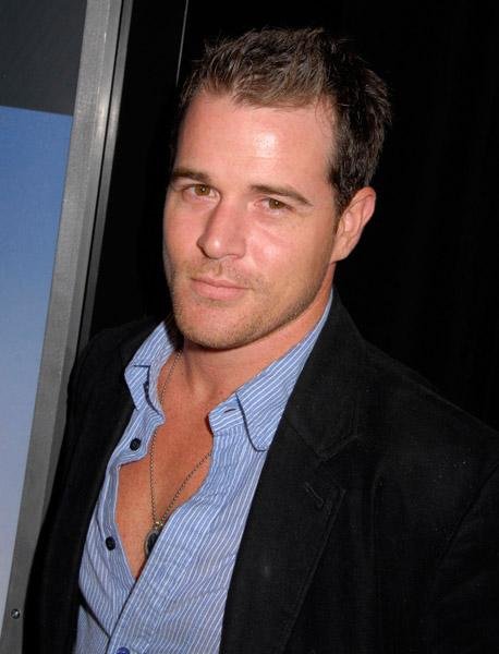 Фото - Дерек Филлипс: 458x600 / 42 Кб