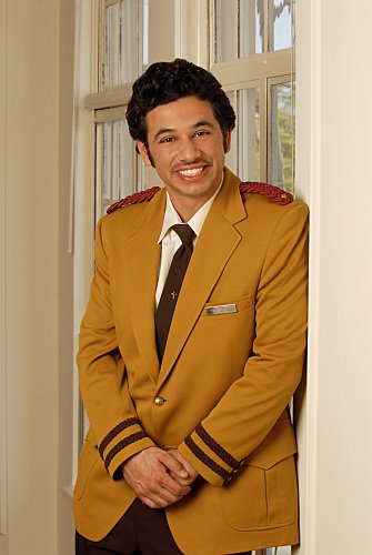 Фото - Аль Адригал: 335x500 / 31 Кб