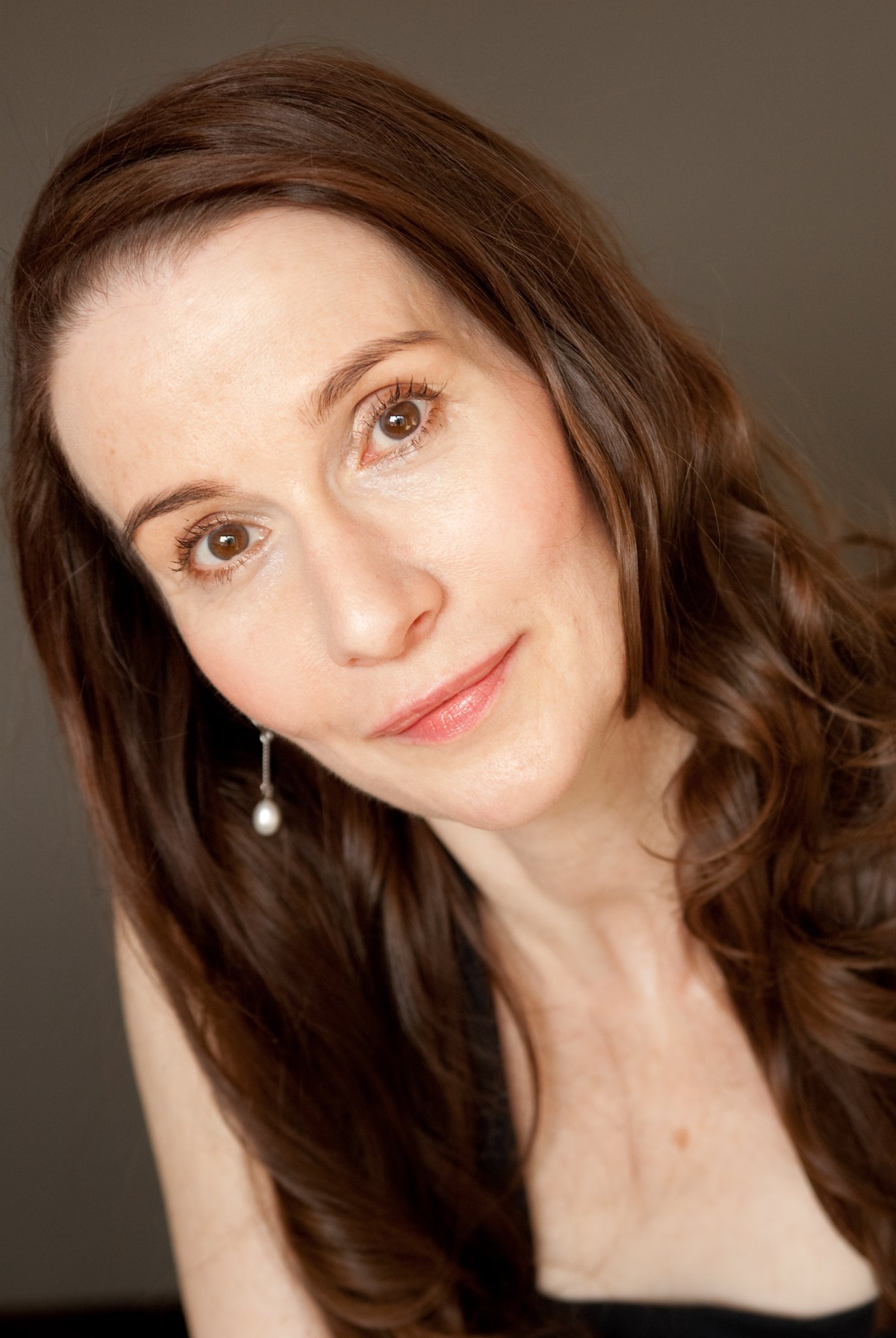 Фото - Бриджитт Миллар: 1371x2048 / 290 Кб