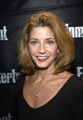 Фото - Кендес Бушнелл: 278x400 / 21 Кб