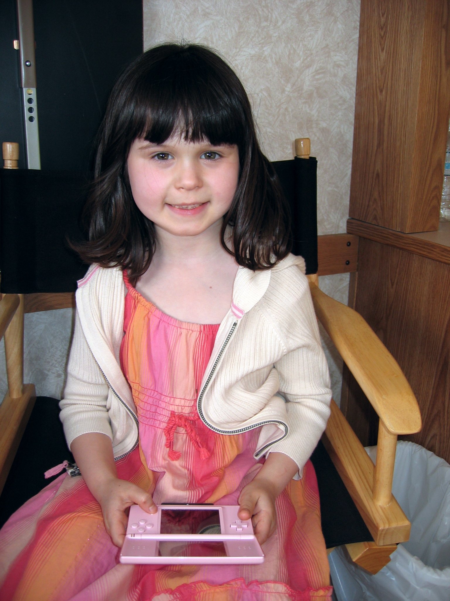 Фото - Николь Ледюк: 1536x2048 / 447 Кб