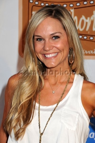 Фото - Дженнифер Бирмингем: 400x600 / 49 Кб