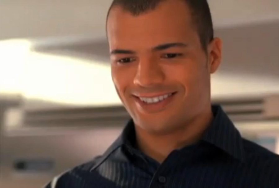 Фото - Итан Стоун: 900x608 / 36 Кб