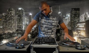 Фото - Итан Стоун: 365x221 / 25 Кб