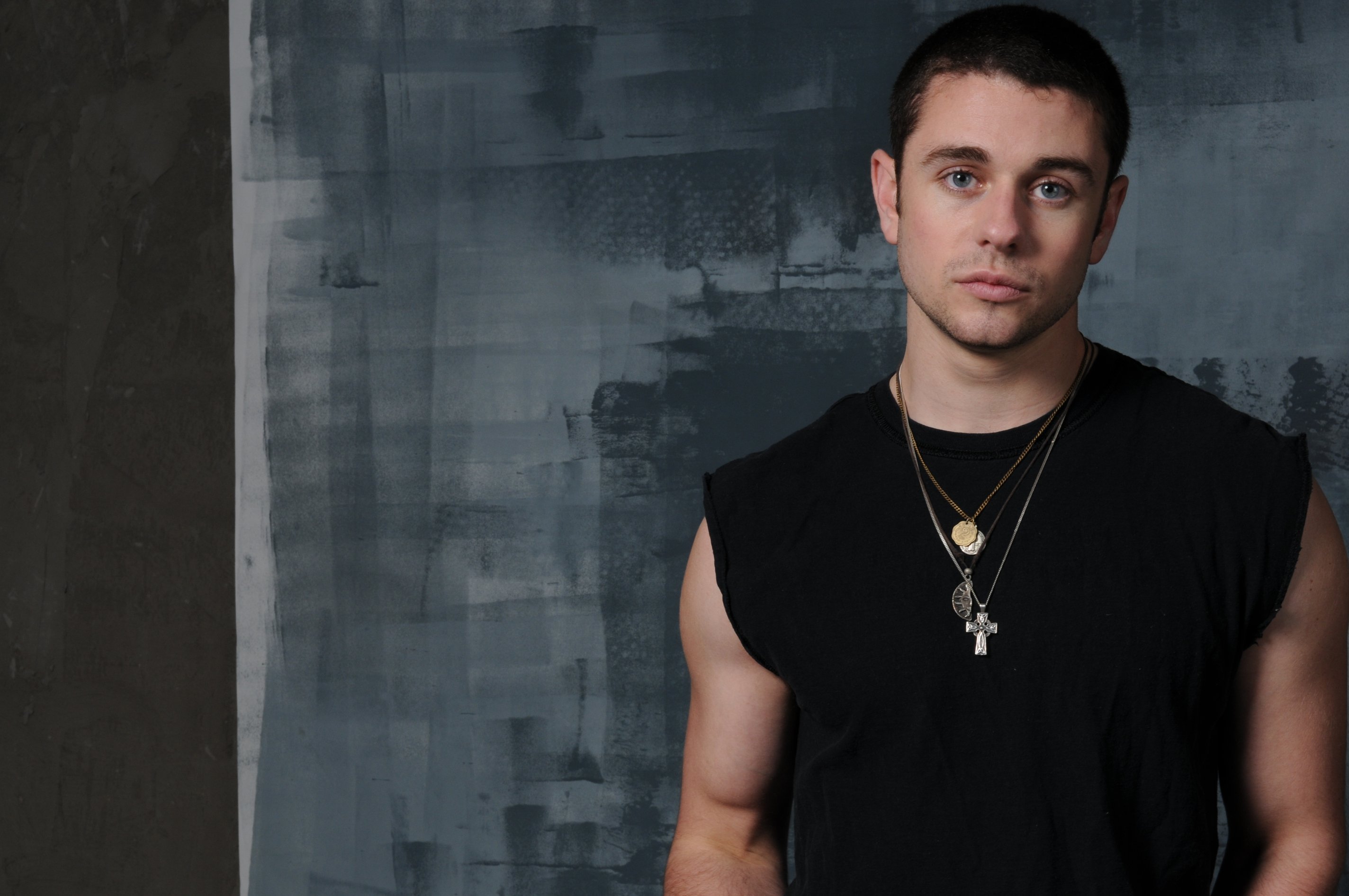 Фото - Ник Терстон: 2848x1892 / 422 Кб