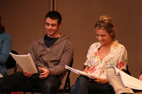 Фото - Ник Терстон: 480x320 / 26 Кб