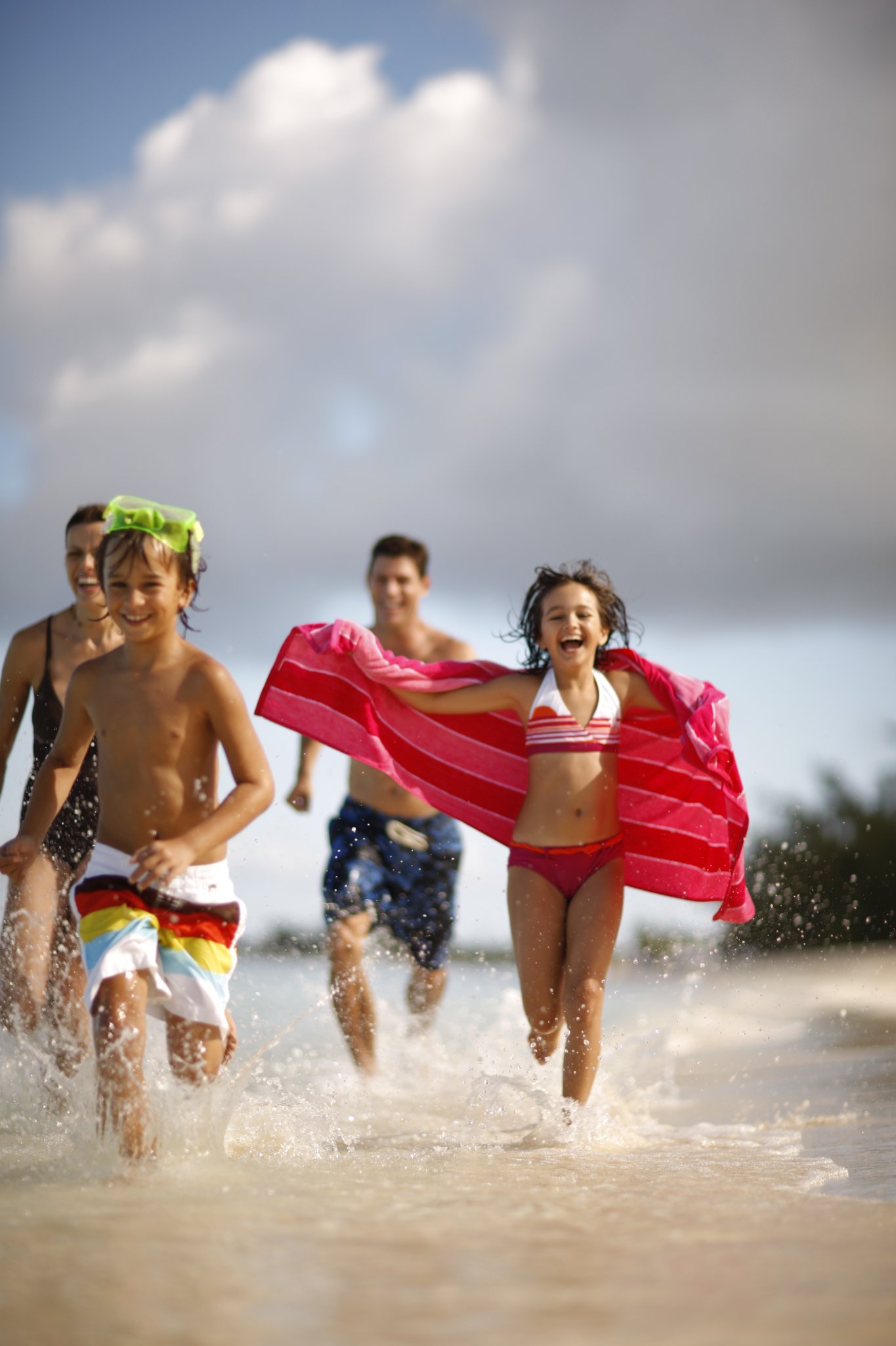 Фото - Тэйлор Блэкуэлл: 1365x2048 / 217 Кб