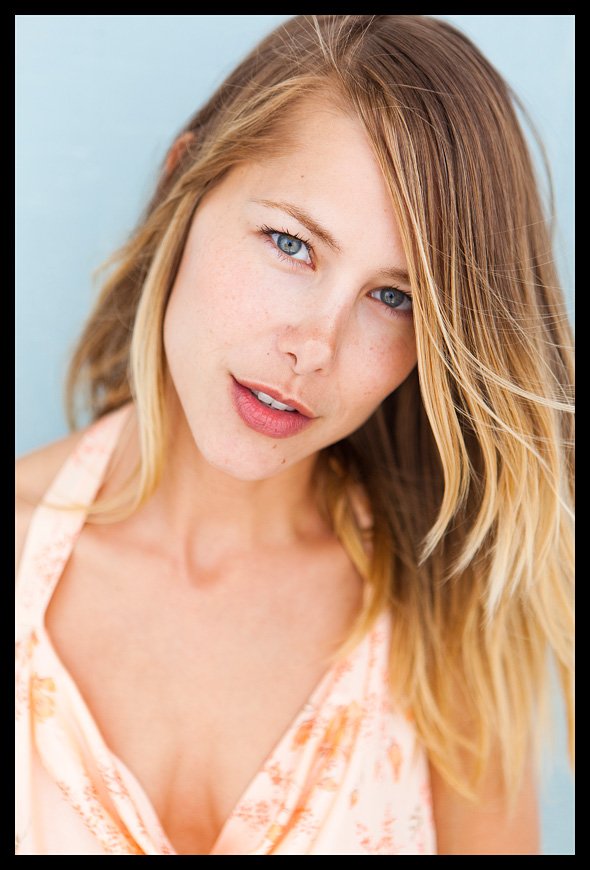 Фото - Николь Вичус: 590x870 / 80 Кб