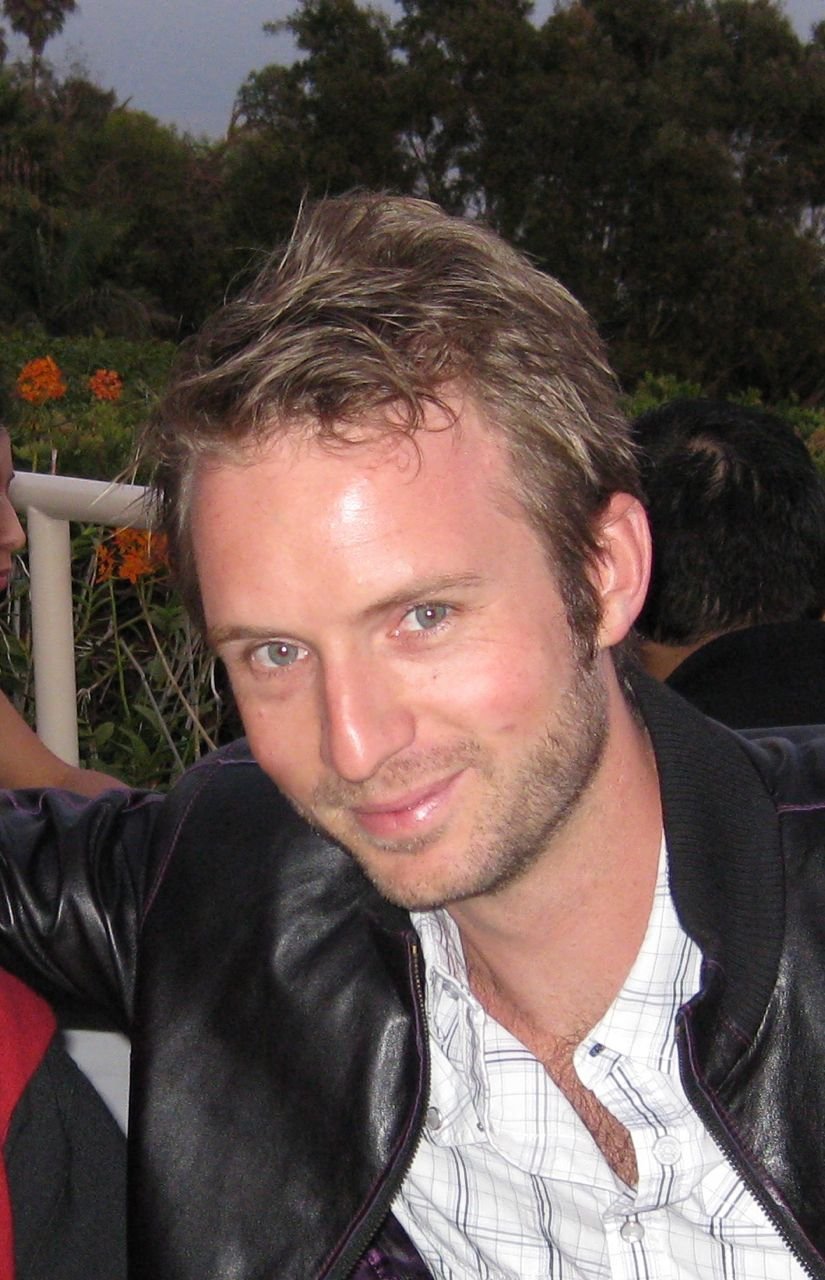 Фото - Тобиас Карлсон: 825x1280 / 172 Кб