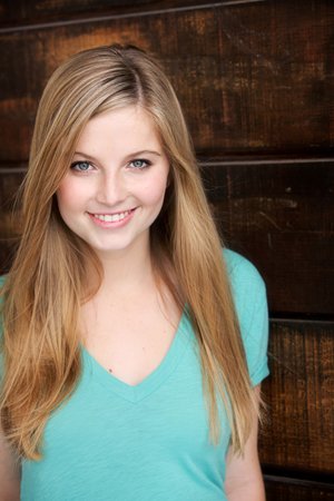 Фото - Тесс Аллен: 300x450 / 27 Кб